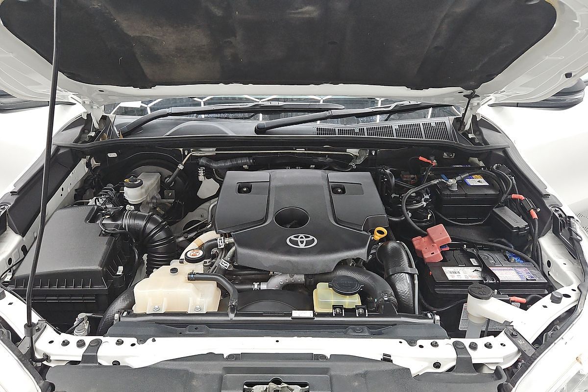 2019 Toyota Hilux SR GUN126R 4X4