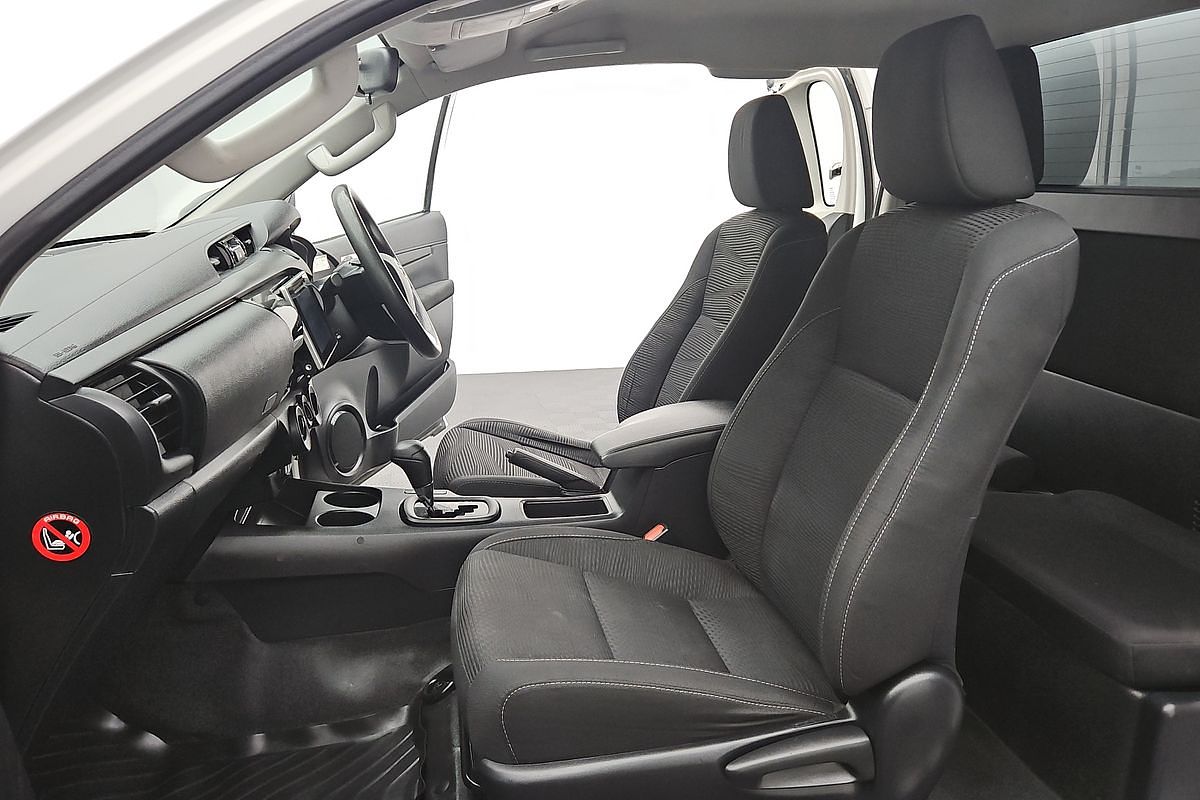 2019 Toyota Hilux SR GUN126R 4X4