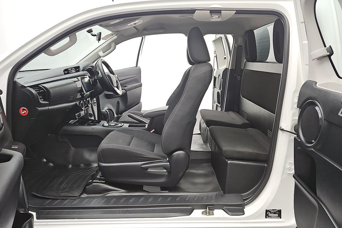 2019 Toyota Hilux SR GUN126R 4X4