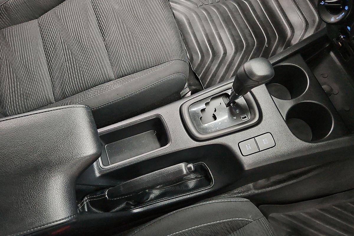 2019 Toyota Hilux SR GUN126R 4X4