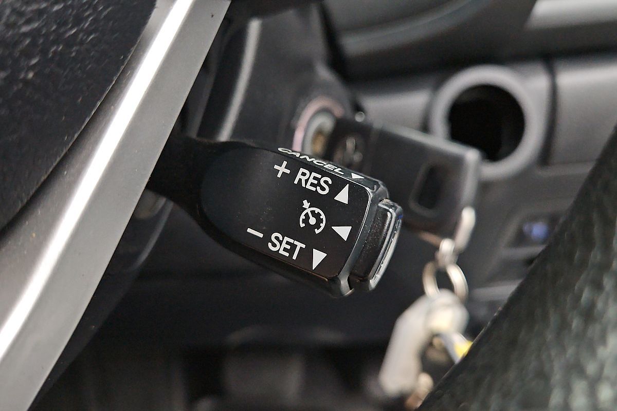 2019 Toyota Hilux SR GUN126R 4X4