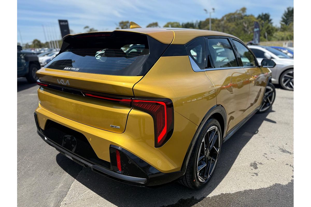 2025 Kia K4 GT-Line CL4m