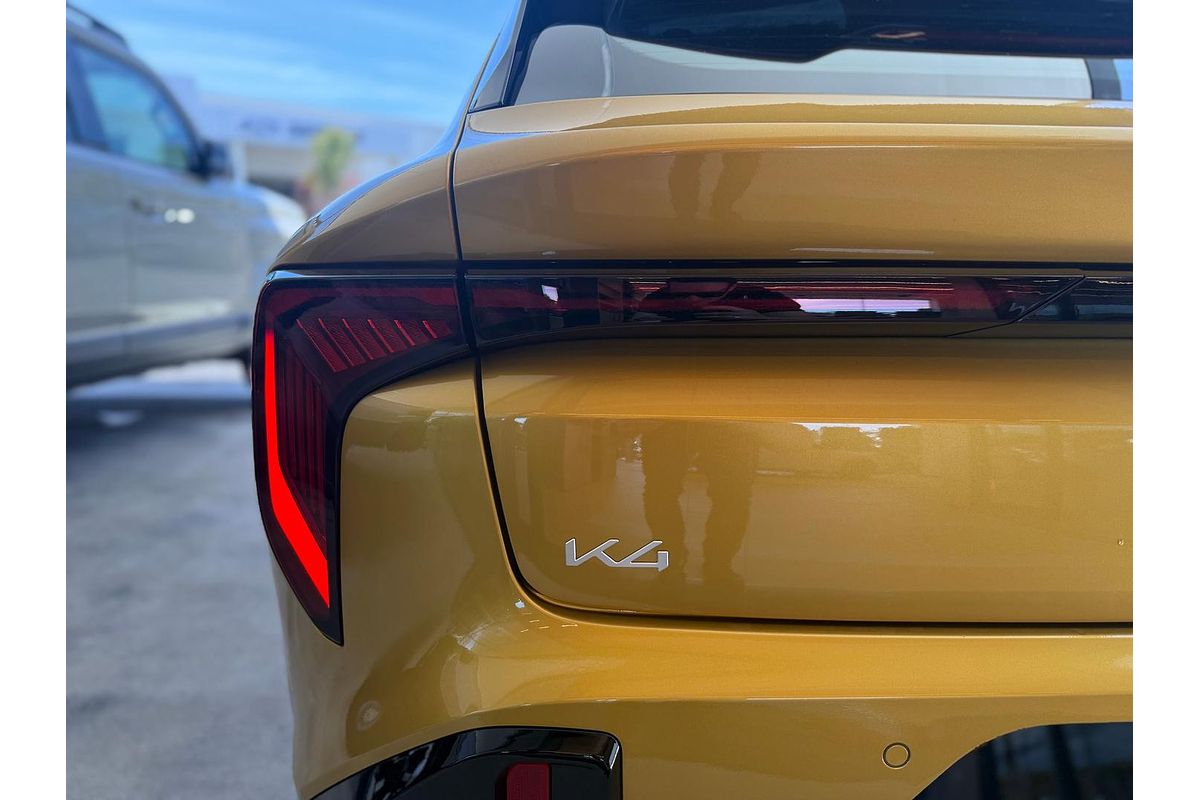 2025 Kia K4 GT-Line CL4m