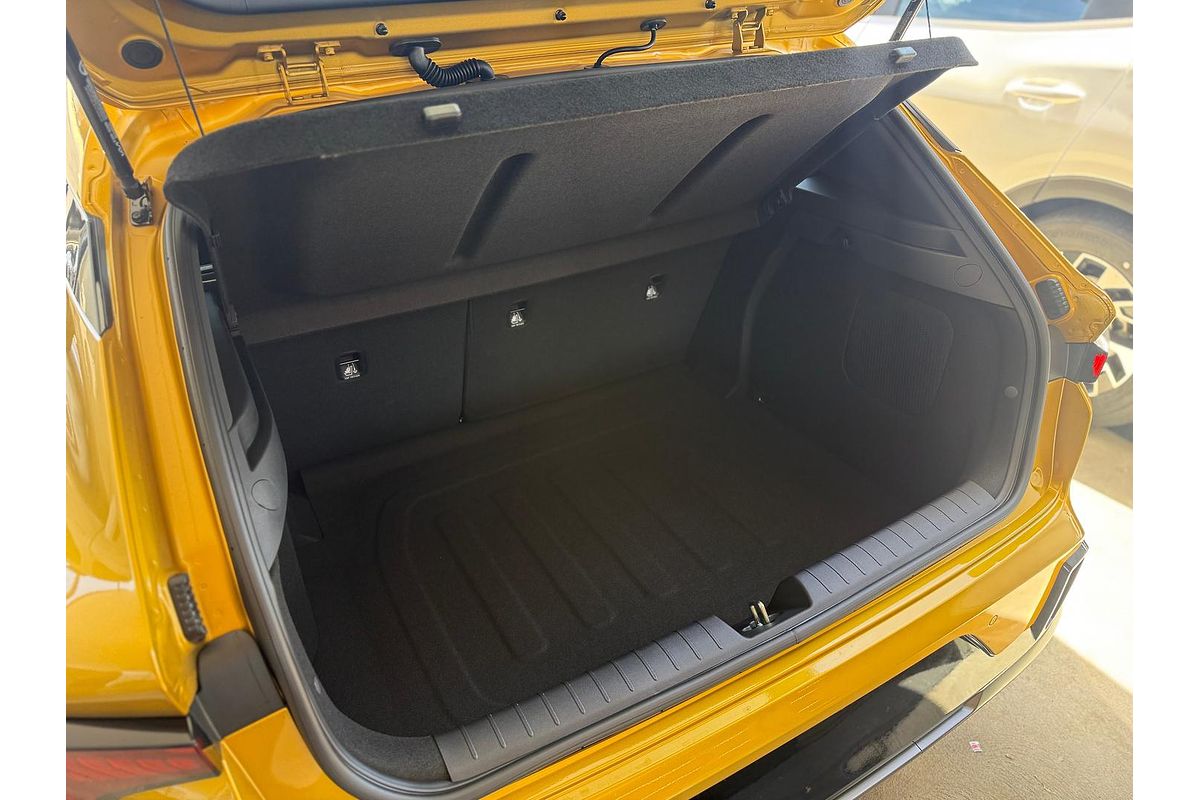 2025 Kia K4 GT-Line CL4m