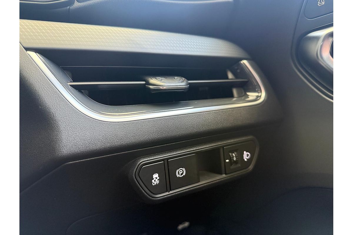 2025 Kia K4 GT-Line CL4m