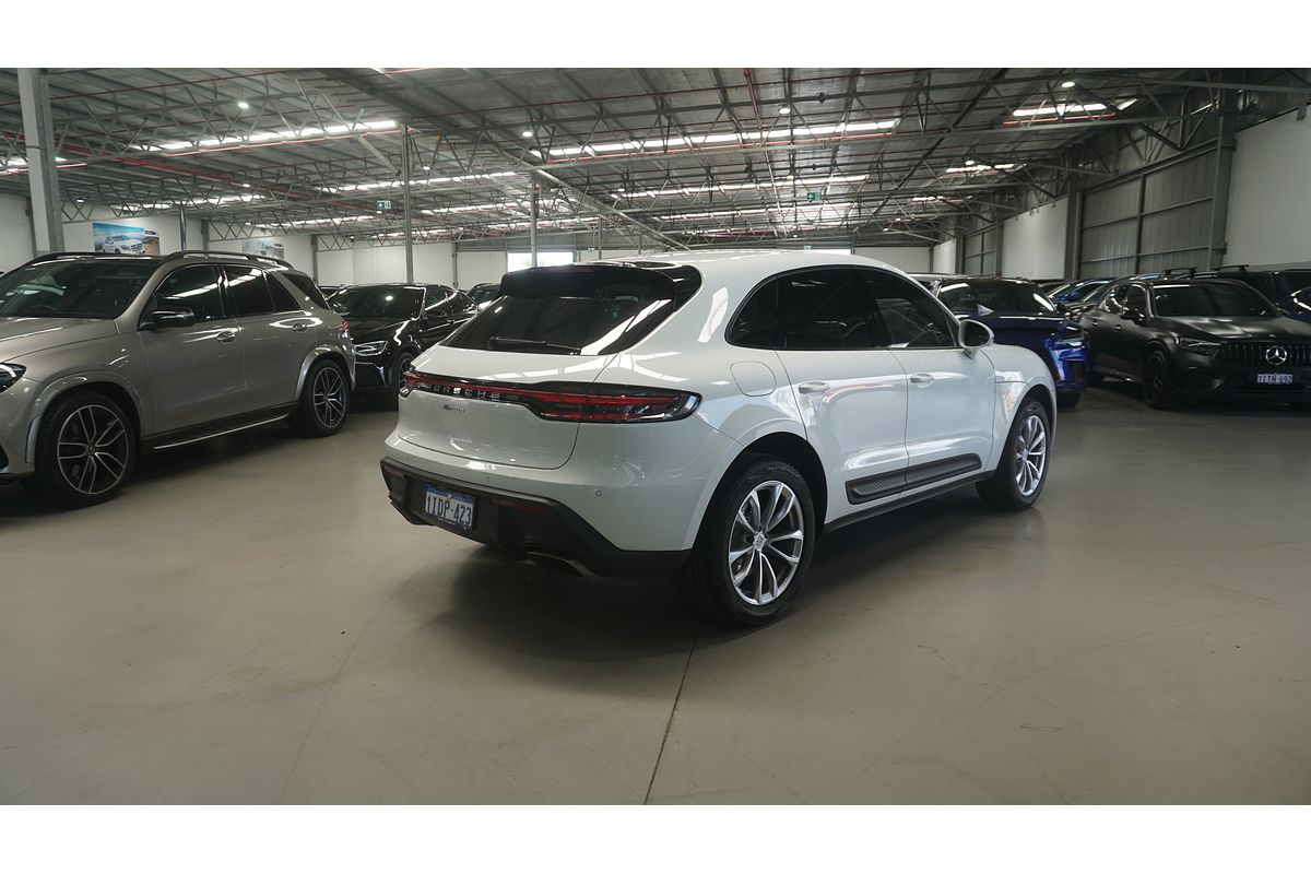 2024 Porsche Macan 95B