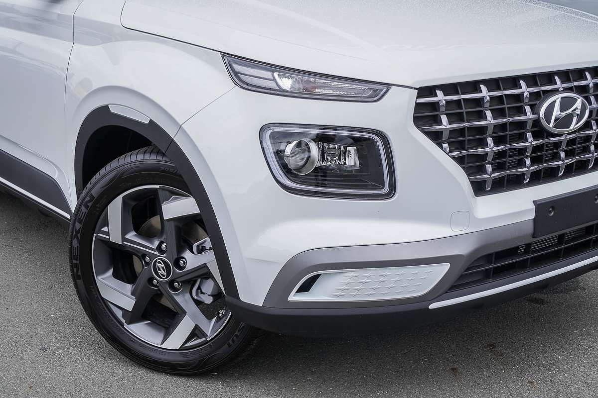 2025 Hyundai Venue Elite QX.V5