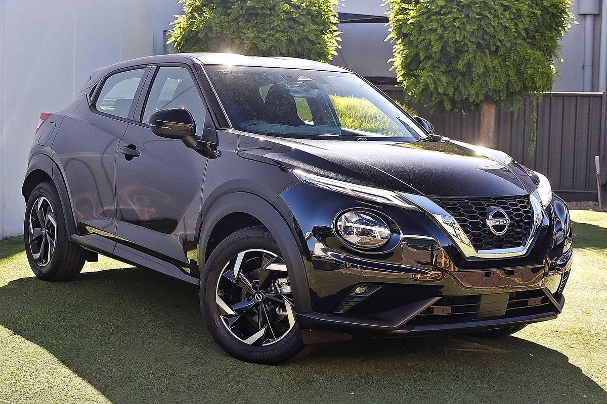 2024 Nissan JUKE ST+ F16