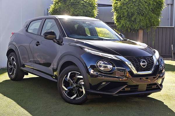 2024 Nissan JUKE ST+ F16
