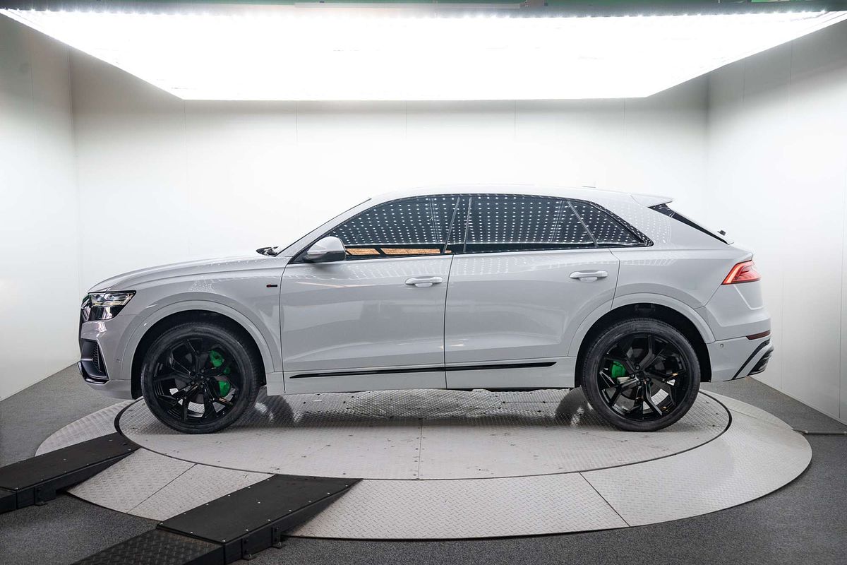 2019 Audi Q8 55 TFSI F1