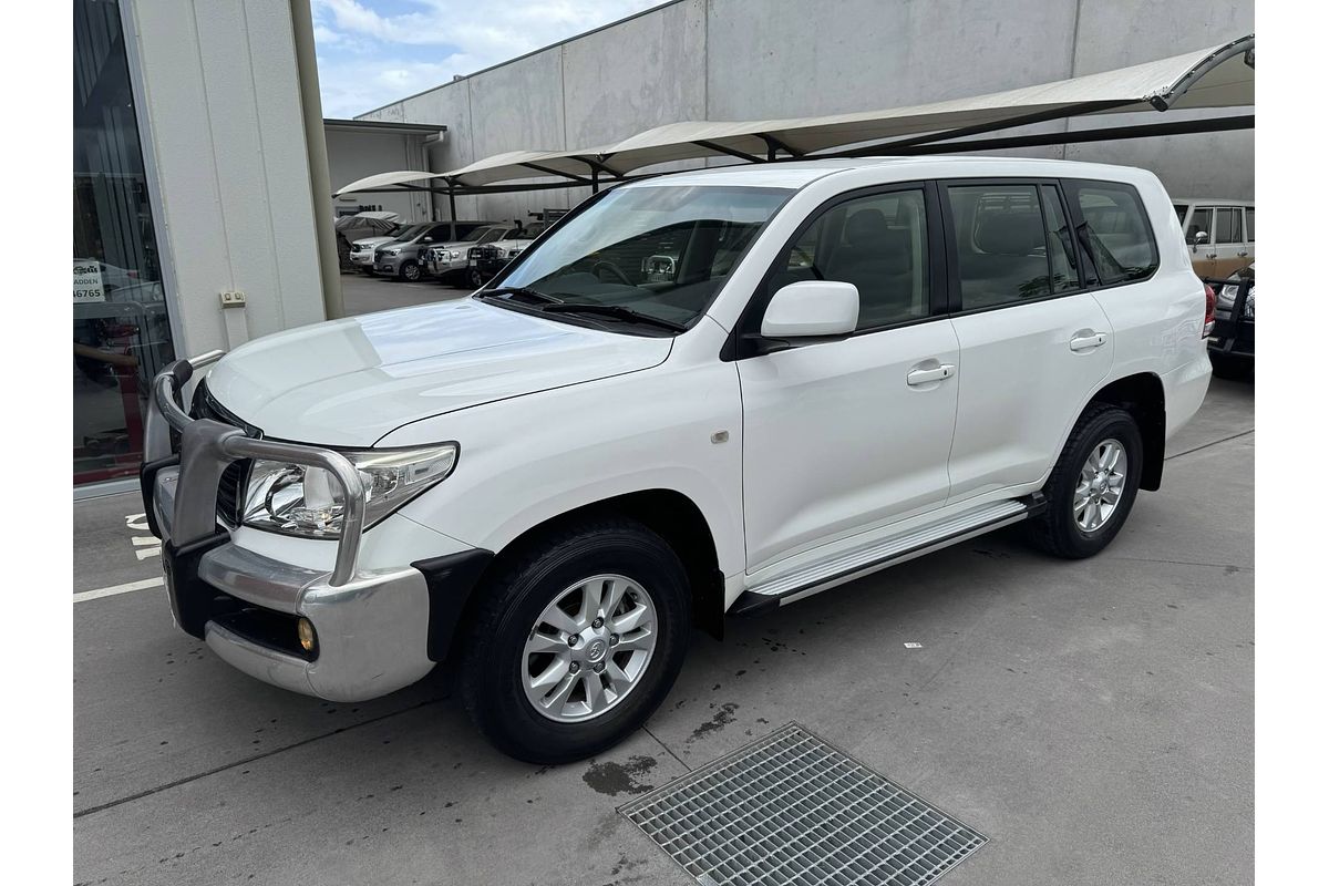 2011 Toyota Landcruiser GXL VDJ200R