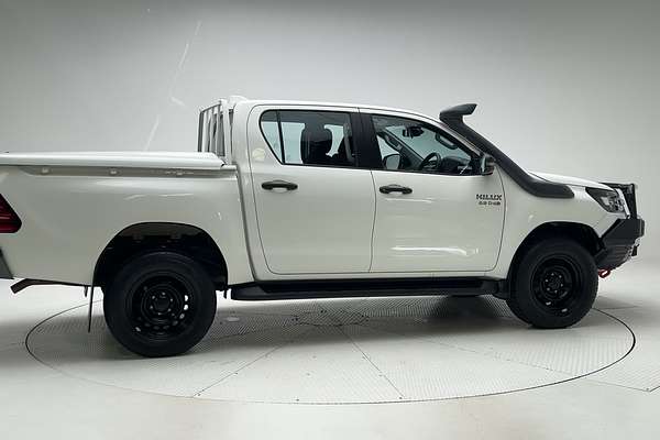 2021 Toyota Hilux SR GUN126R 4X4 thumb-2