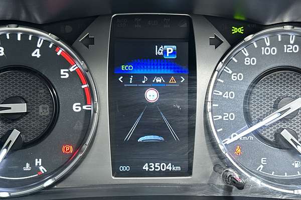 2021 Toyota Hilux SR GUN126R 4X4 thumb-12