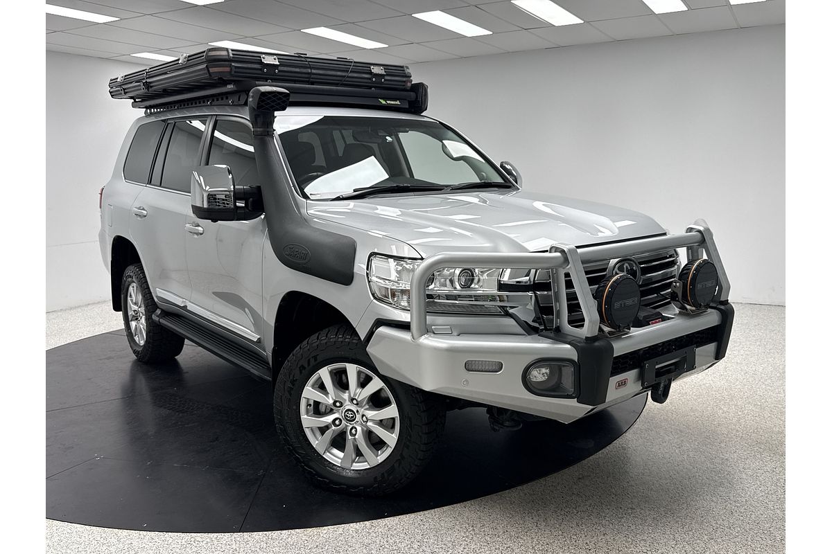 2021 Toyota Landcruiser Sahara VDJ200R