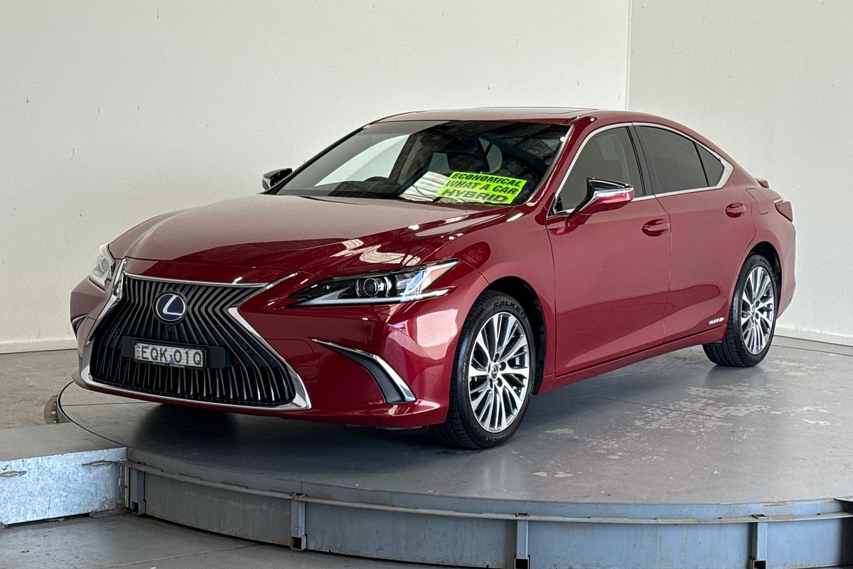 2020 Lexus ES ES300h Luxury AXZH10R