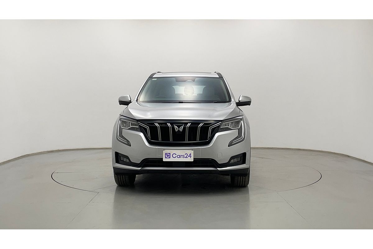2023 Mahindra XUV700 AX7L