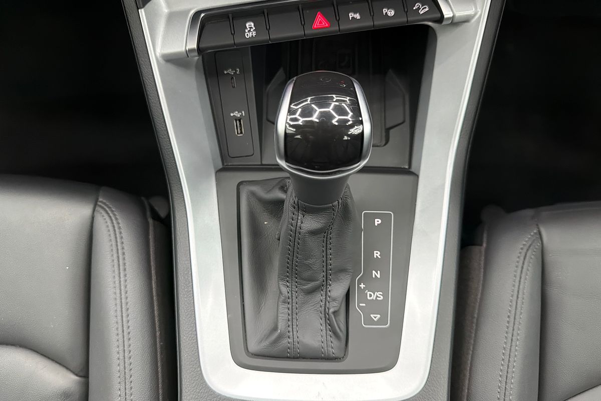 2021 Audi Q3 35 TFSI F3