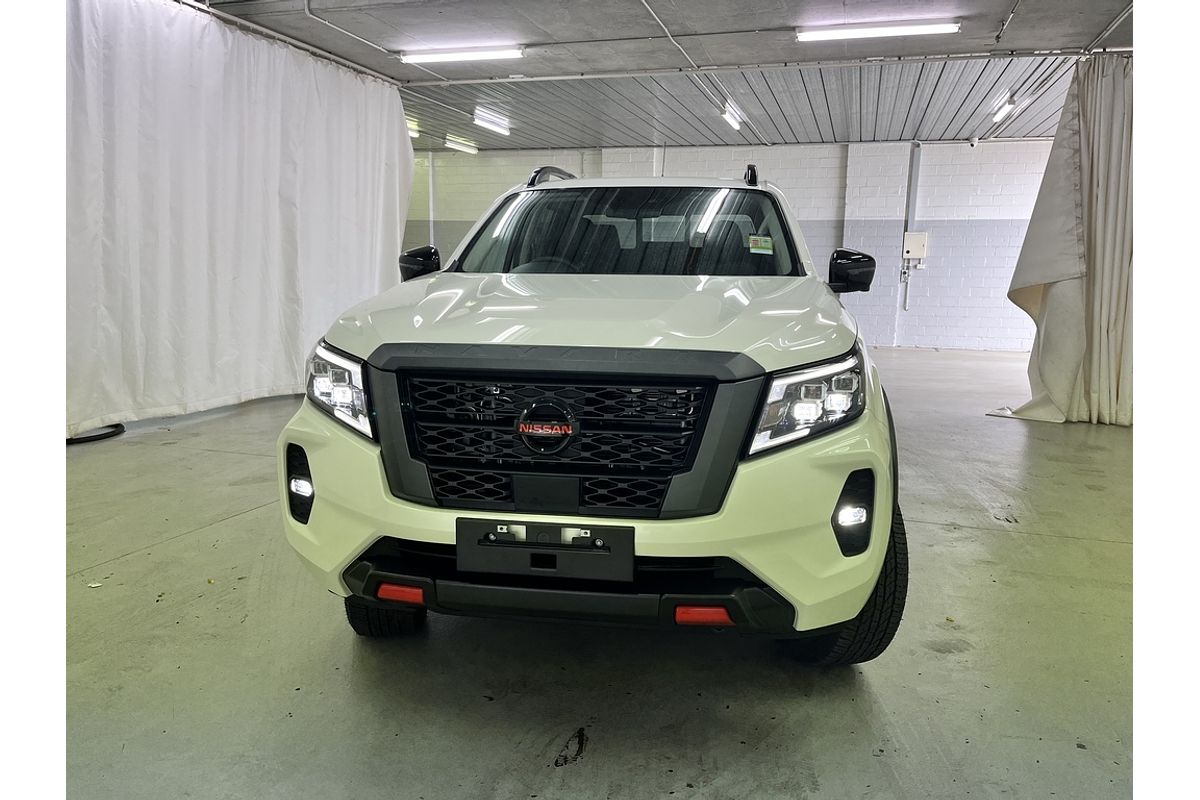 2025 Nissan Navara PRO-4X D23 4X4