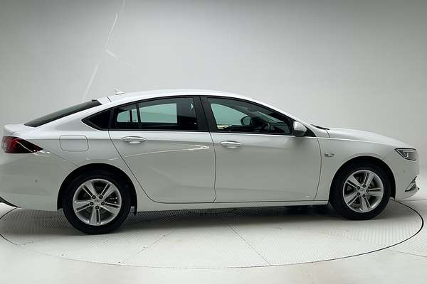 2018 Holden Commodore LT ZB thumb-7