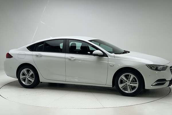 2018 Holden Commodore LT ZB thumb-8