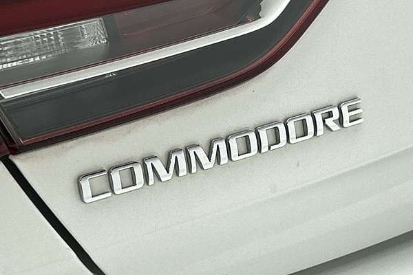 2018 Holden Commodore LT ZB thumb-21