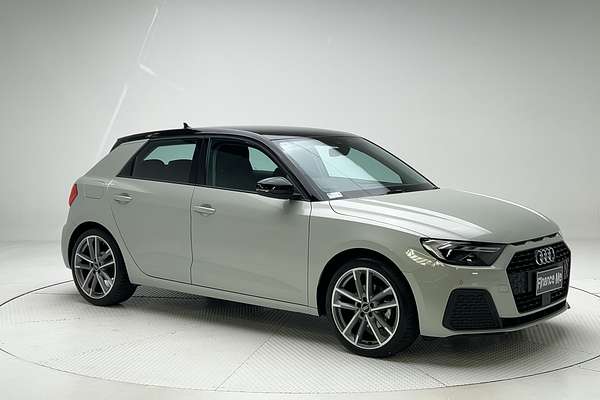 2022 Audi A1 35 TFSI GB thumb-1