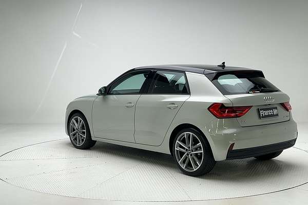 2022 Audi A1 35 TFSI GB thumb-5