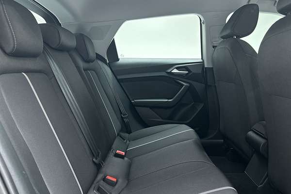 2022 Audi A1 35 TFSI GB thumb-11