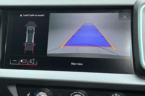 2022 Audi A1 35 TFSI GB thumb-14