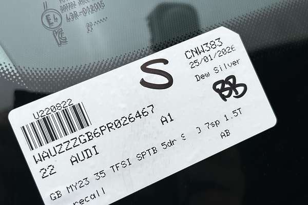 2022 Audi A1 35 TFSI GB thumb-23