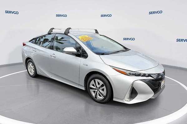 2020 Toyota Prius LE