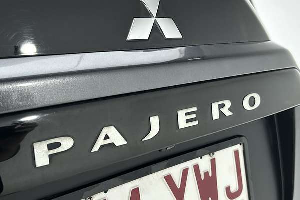 2019 Mitsubishi Pajero GLX NX thumb-21