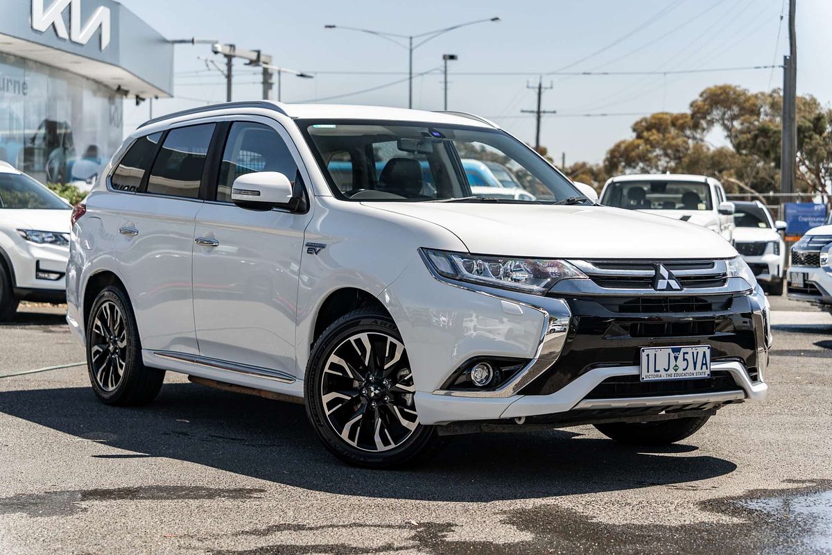 2017 Mitsubishi Outlander PHEV LS ZK