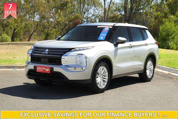 2024 Mitsubishi Outlander ES ZM