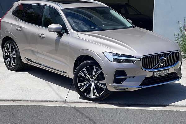 2023 Volvo XC60 Ultimate B5 Bright