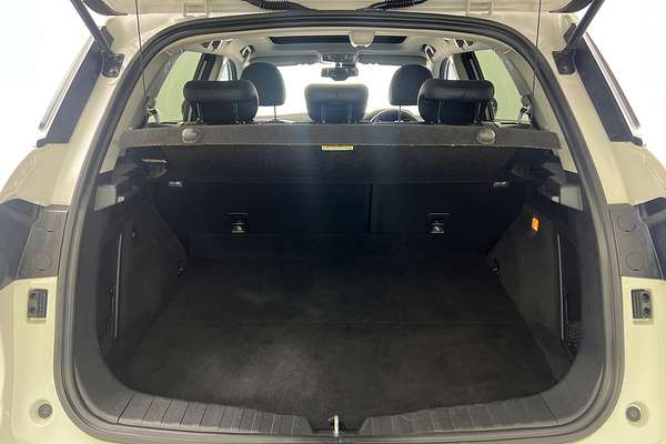 2017 GWM H6 LUX thumb-19