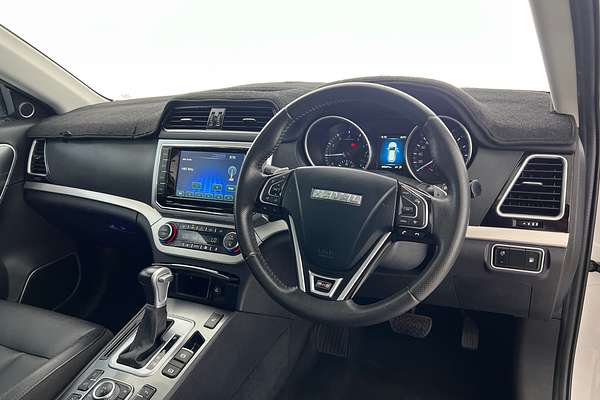 2017 GWM H6 LUX thumb-11