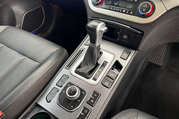 2017 GWM H6 LUX thumb-16