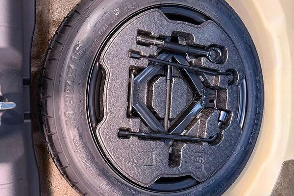 2025 Kia K4 GT-Line CL4m thumb-34