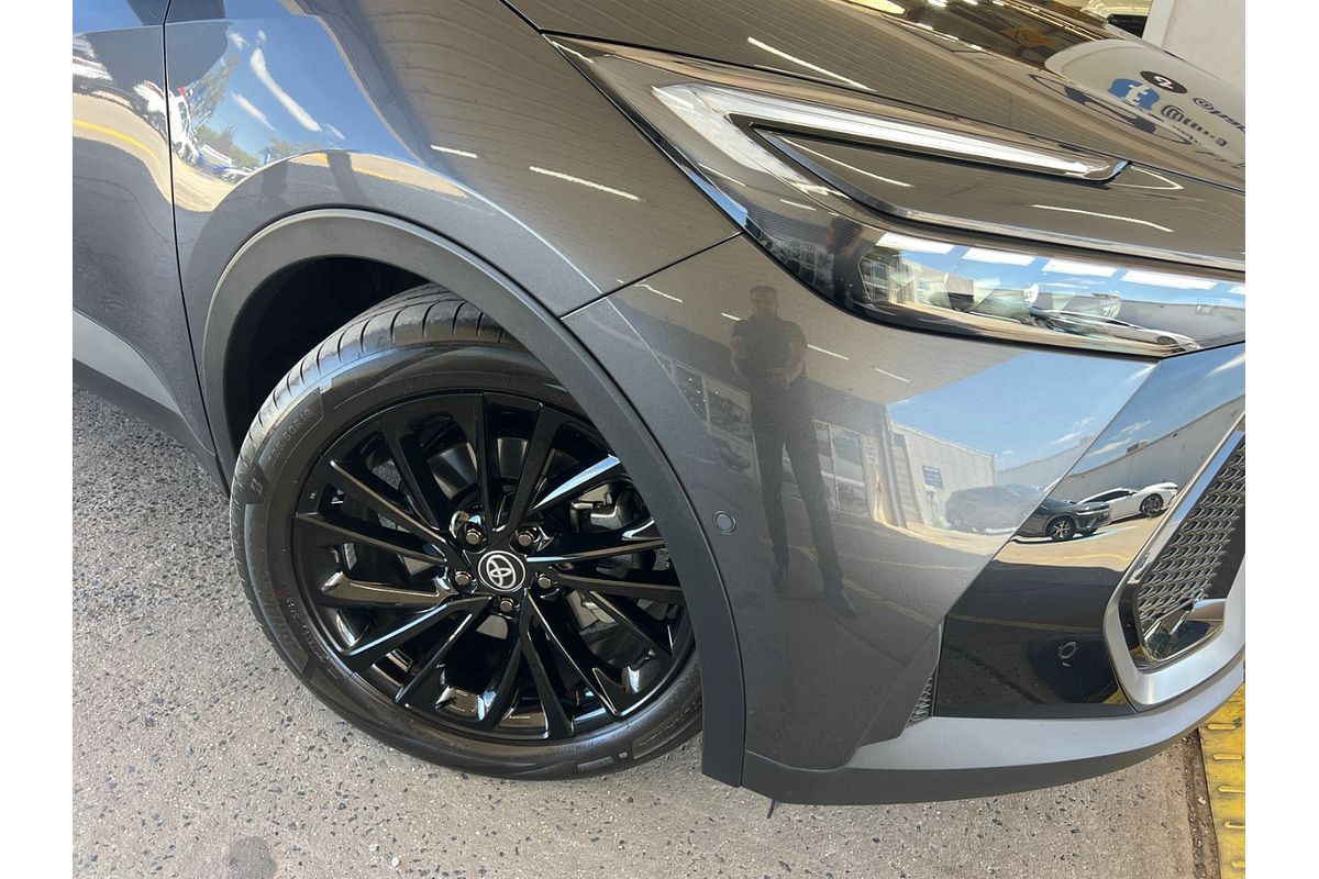 2023 Toyota C-HR GR Sport MAXH25R