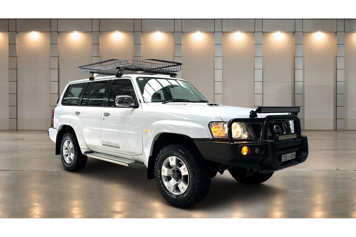 2015 Nissan Patrol ST Y61