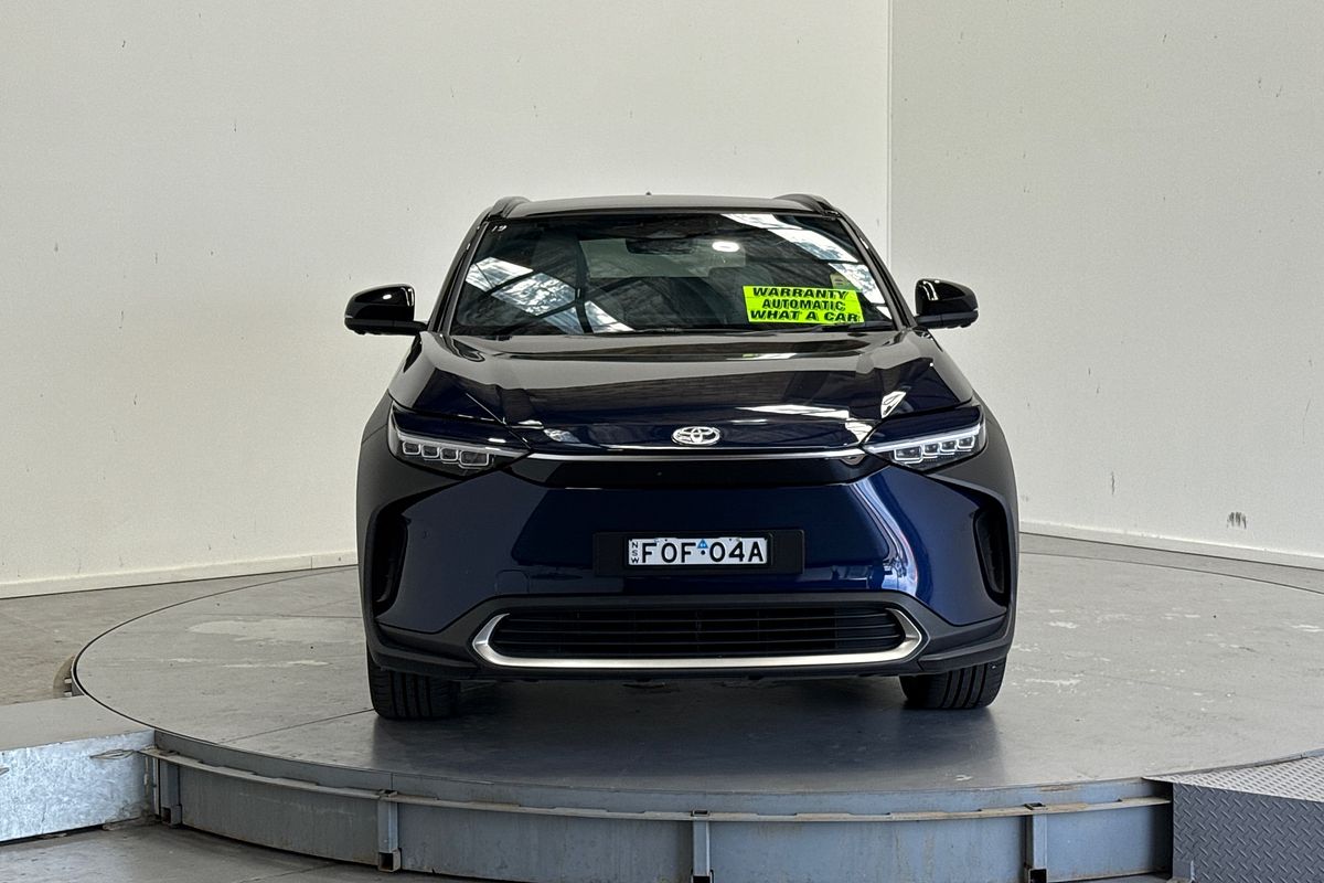 2025 Toyota bZ4X YEAM15R