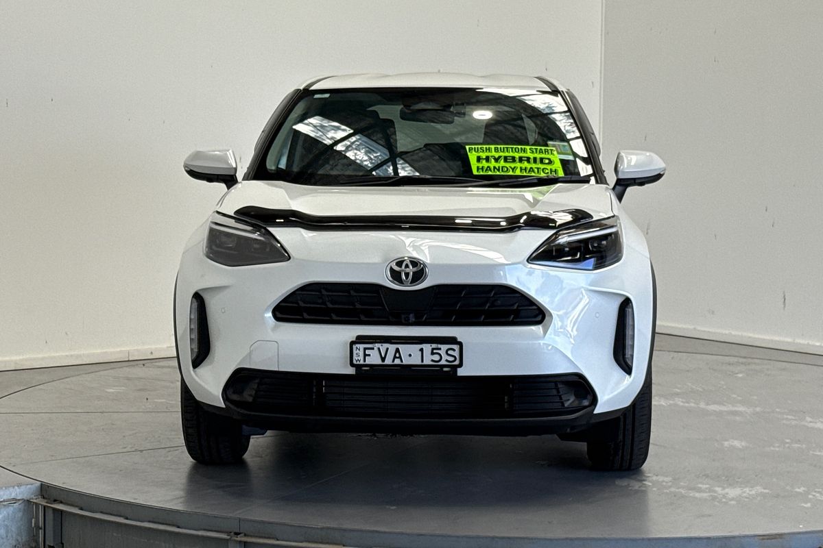 2025 Toyota Yaris Cross GXL MXPJ15R