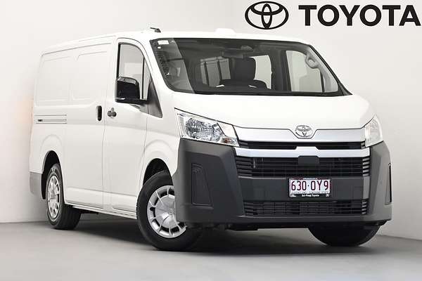 2025 Toyota Hiace GDH300R LWB