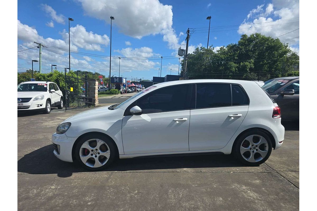 2010 Volkswagen Golf GTI VI