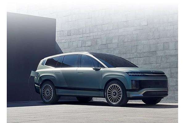 2025 Hyundai IONIQ 9 Calligraphy ME.V1 AWD