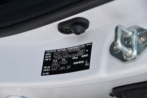 2024 Toyota Camry Ascent AXVH70R thumb-19