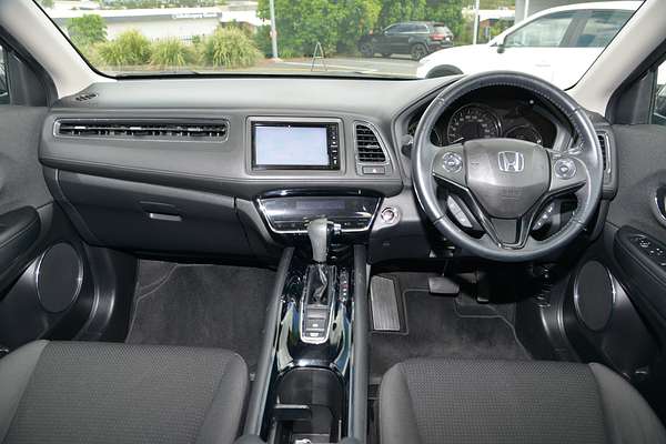 2019 Honda HR-V VTi-S thumb-16