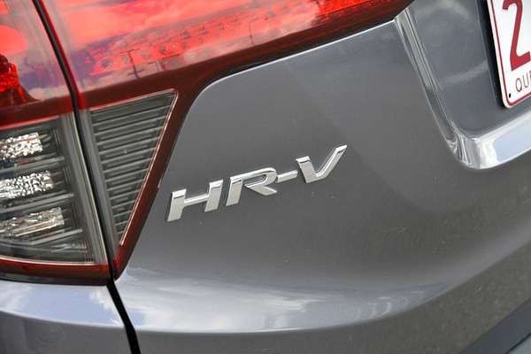2019 Honda HR-V VTi-S thumb-19