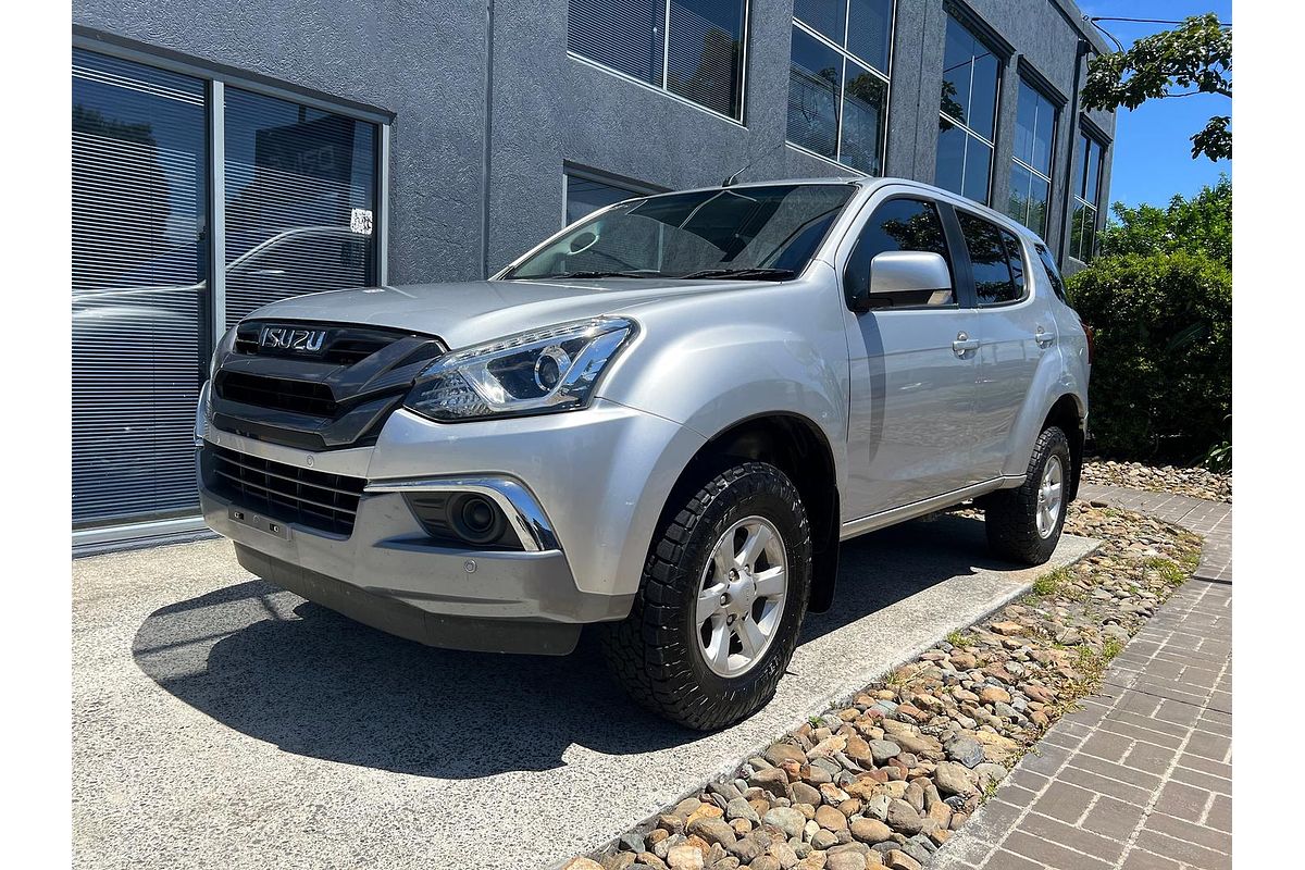 2021 Isuzu MU-X LS-M